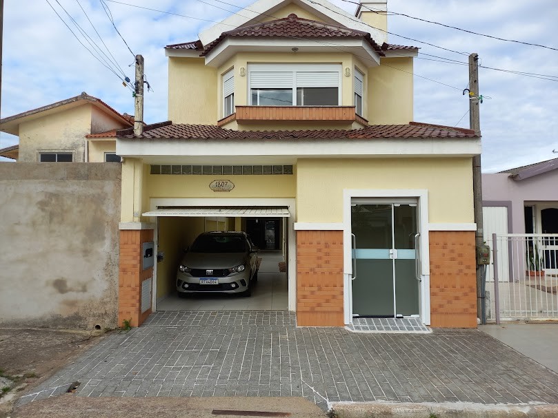 Sobrado de Alvenaria no Bairro Centro