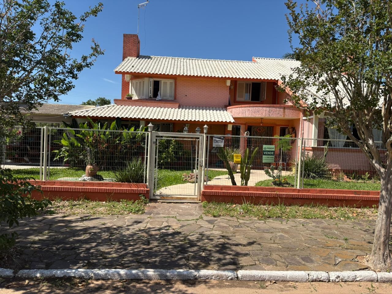 Sobrado no Bairro Balneário